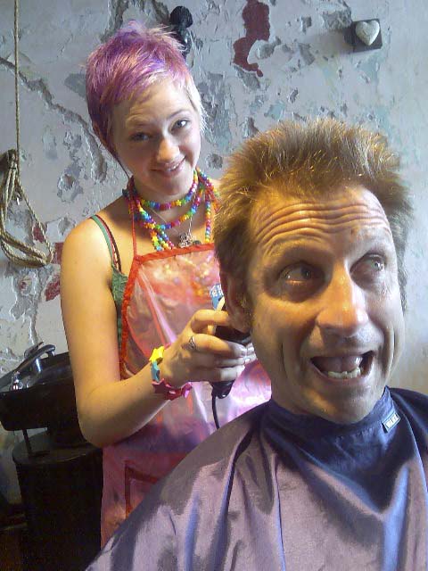 image034_rogfog_haircut_640